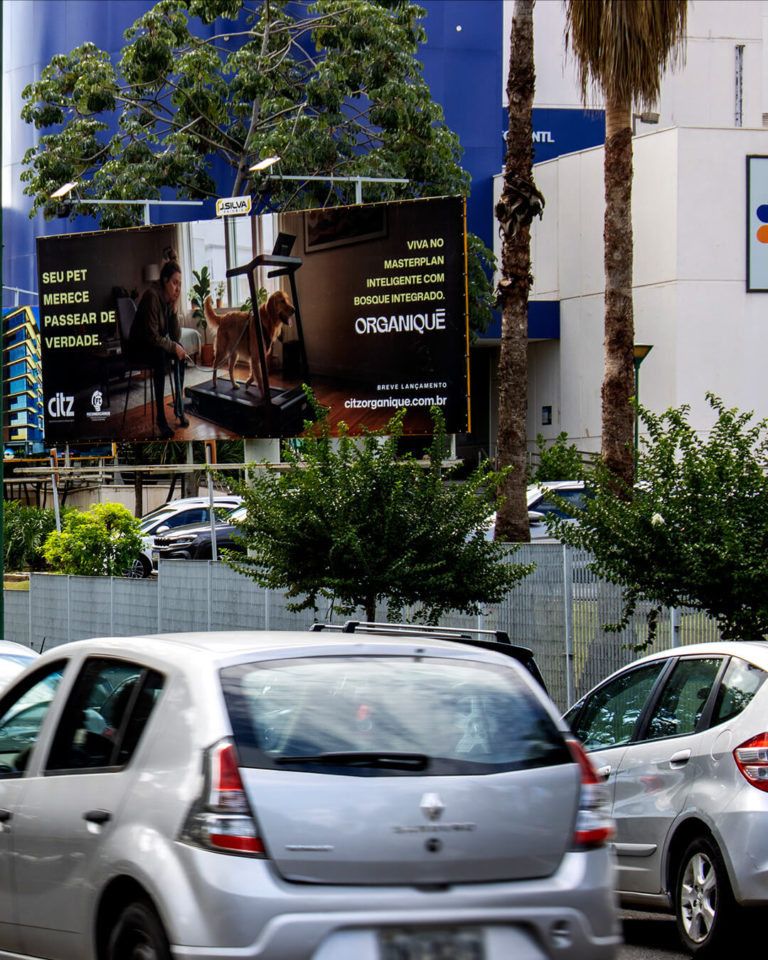 J. Silva Painéis Outdoor, Painel Digital, Painel Rodoviário, Frontlight, Empena, Relógio, Ático e Totens